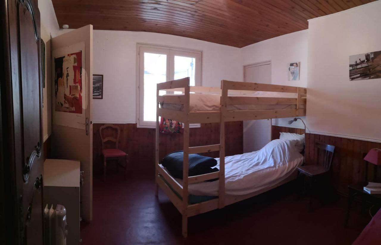 Le Gite Du Loir A Velo, Gite D'Etape, Backpacker Marcon Экстерьер фото
